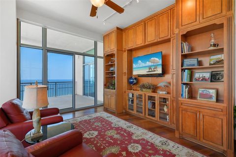 Condominium in Galveston TX 801 Beach Drive Dr 11.jpg