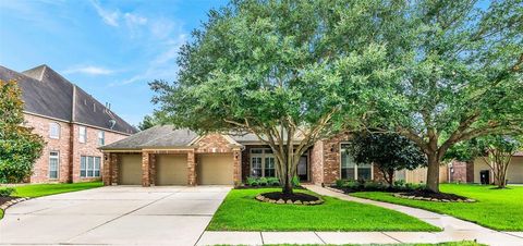 Single Family Residence in Cypress TX 11603 Cypress Creek Lakes Drive.jpg