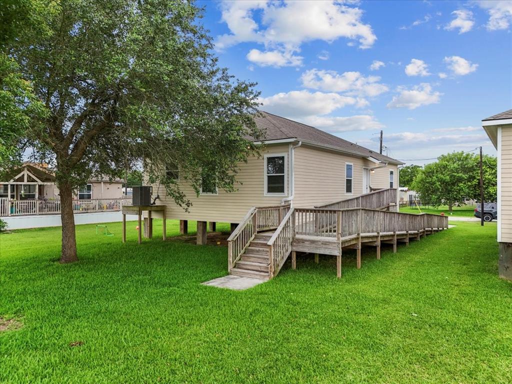 335 6th Street, San Leon, Texas image 30
