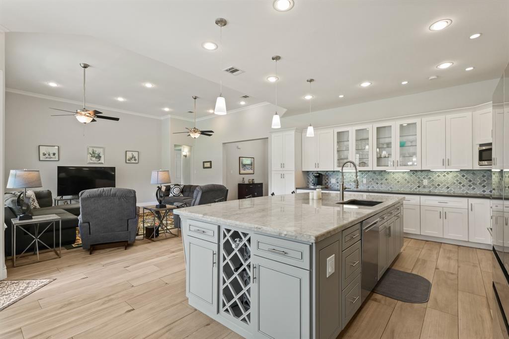 17772 W Terrace Oaks, Waller, Texas image 20