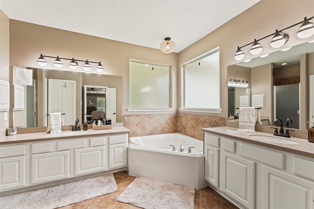 11942 Rainy Oaks Drive, Magnolia, Texas image 22