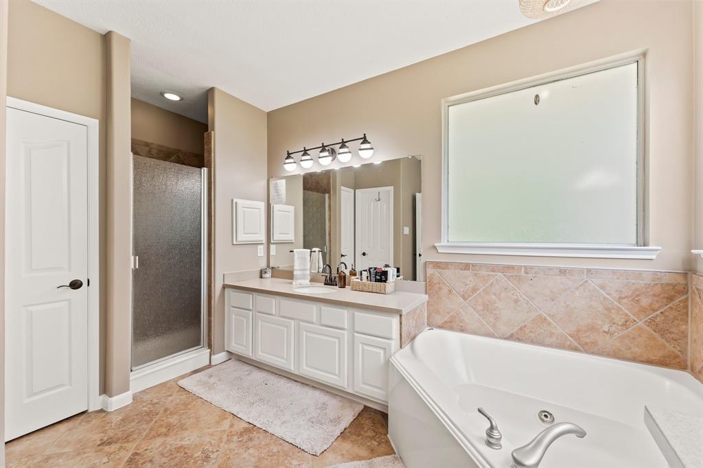 11942 Rainy Oaks Drive, Magnolia, Texas image 23