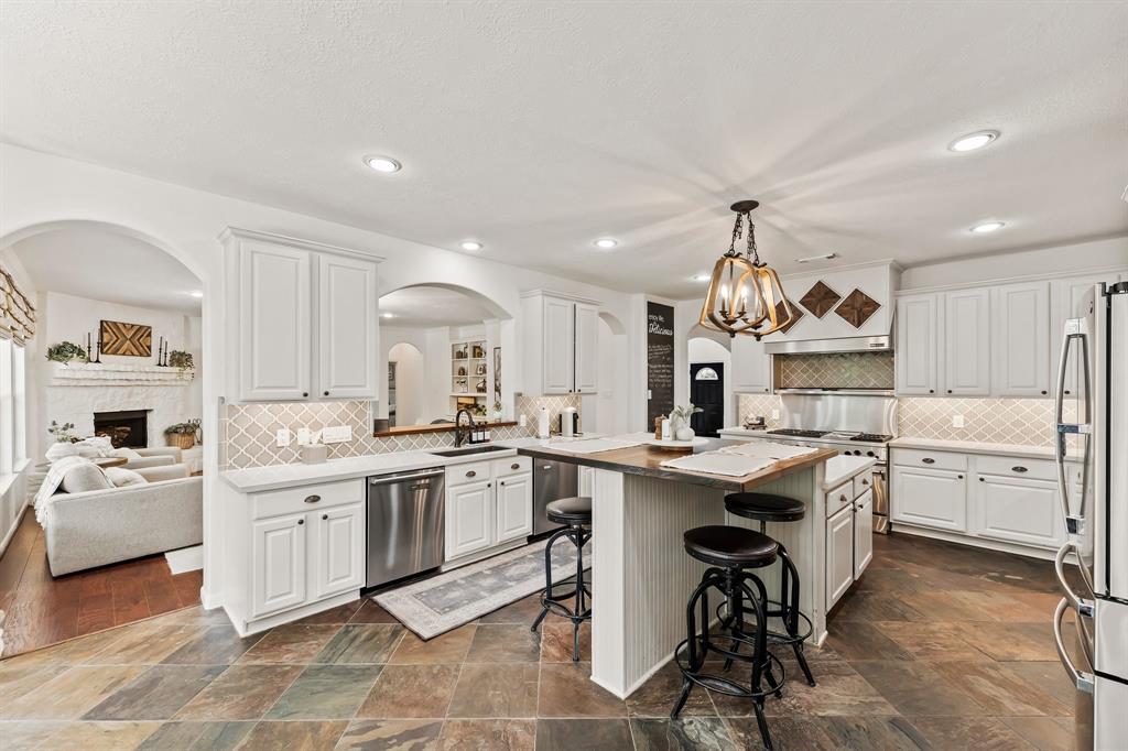 11942 Rainy Oaks Drive, Magnolia, Texas image 10