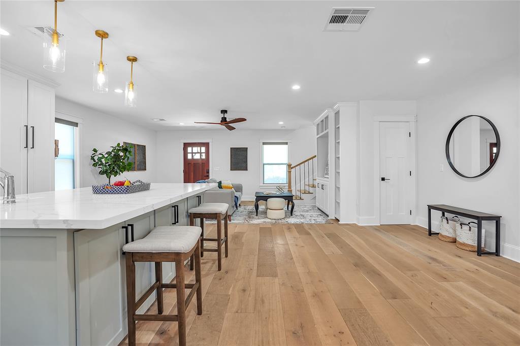 1035 W 43rd Street, Houston, Texas image 16