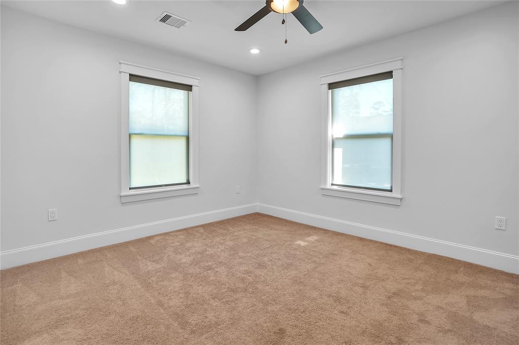1035 W 43rd Street, Houston, Texas image 33