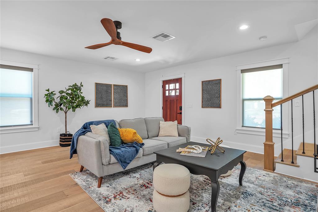 1035 W 43rd Street, Houston, Texas image 10