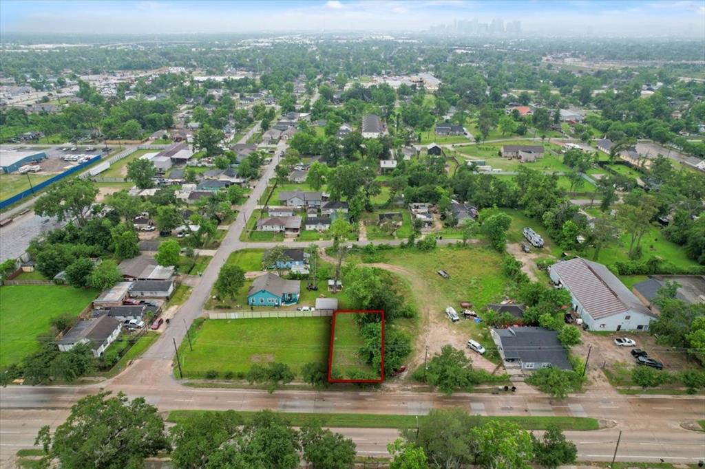 2422 E Crosstimbers Street, Houston, Texas image 2