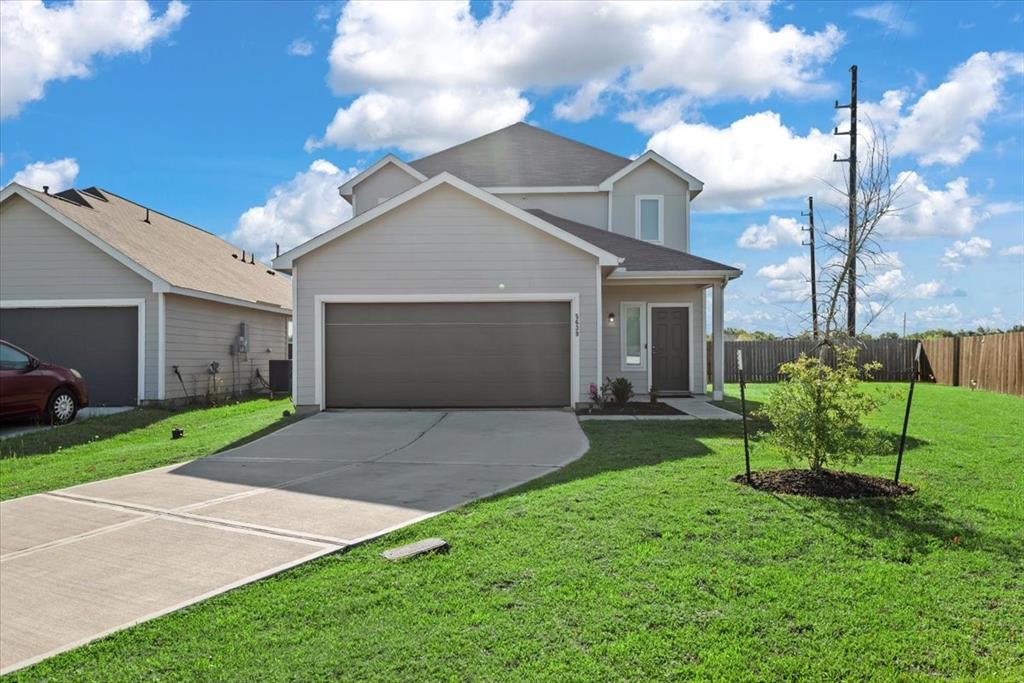 5639 Brooklyn Rose Drive, Rosharon, Texas image 1
