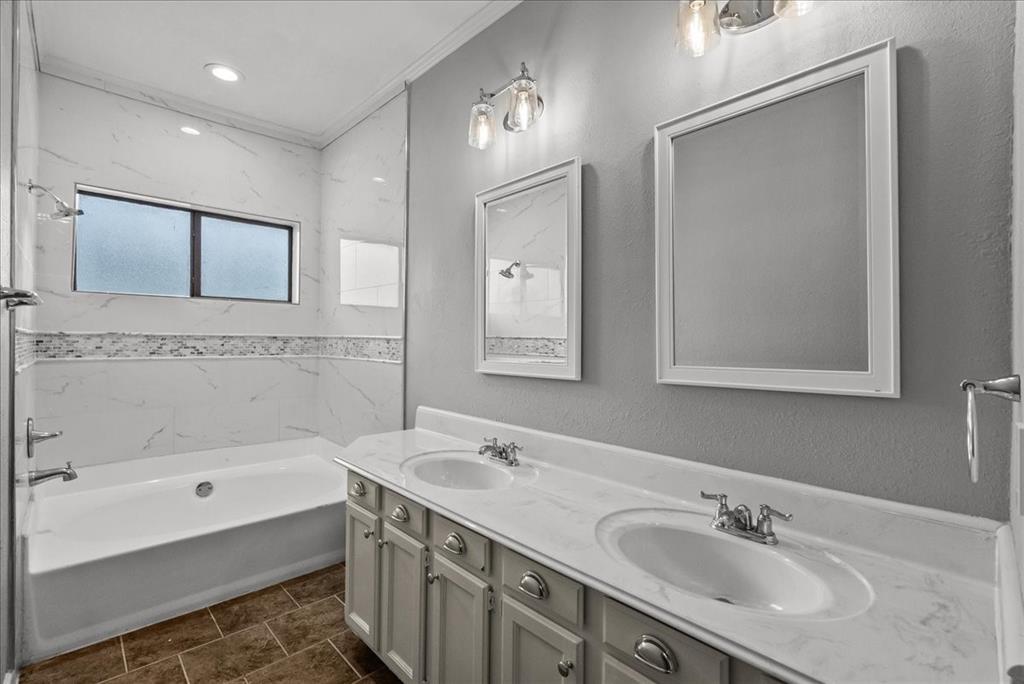 18809 Egret Bay Boulevard #212, Webster, Texas image 22