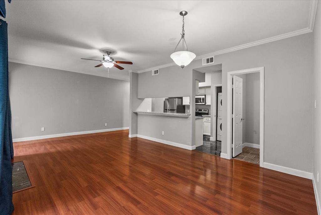 18809 Egret Bay Boulevard #212, Webster, Texas image 11