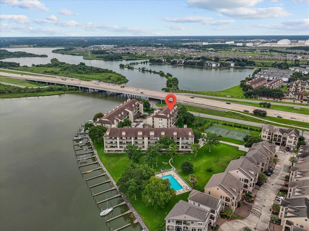 18809 Egret Bay Boulevard #212, Webster, Texas image 3