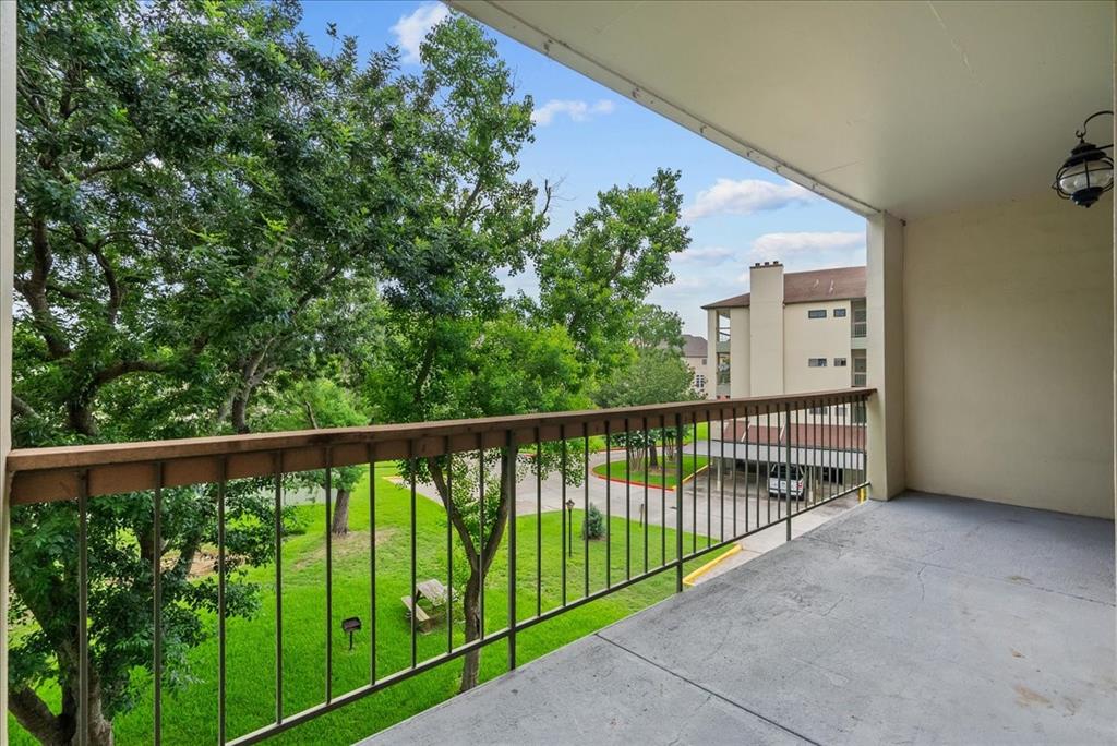 18809 Egret Bay Boulevard #212, Webster, Texas image 25