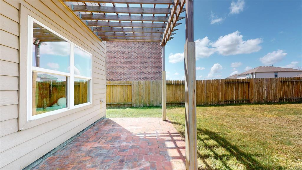 2429 Regatta Lane, La Marque, Texas image 32