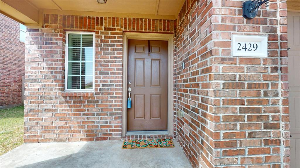 2429 Regatta Lane, La Marque, Texas image 3