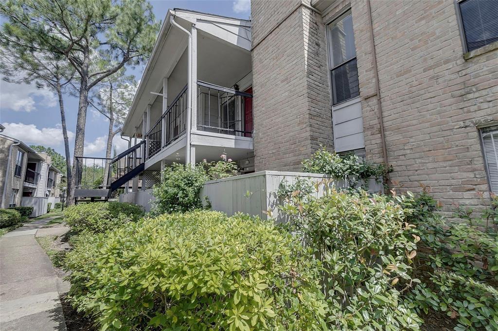 2100 Wilcrest Drive #226, Houston, Texas image 2