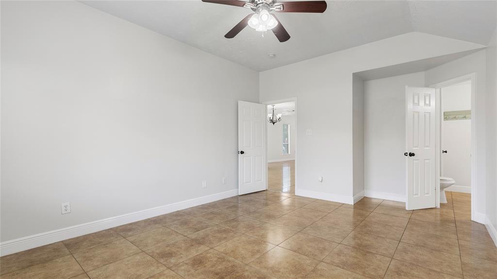 4602 Garden Meadow Drive, Katy, Texas image 16