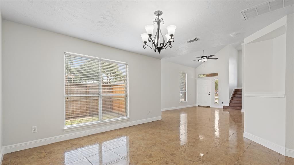 4602 Garden Meadow Drive, Katy, Texas image 11