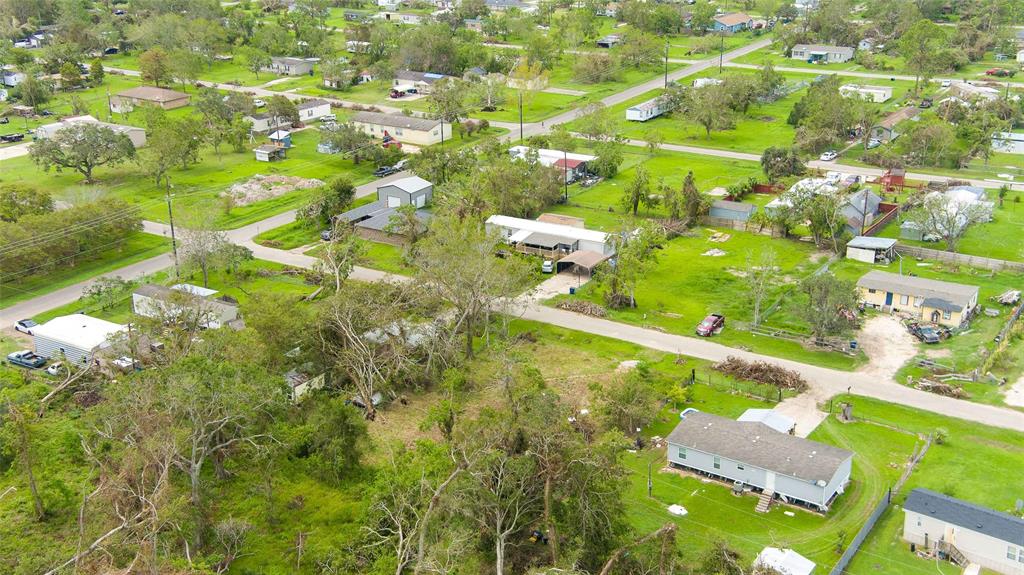 131 Coker Street, Jones Creek, Texas image 4