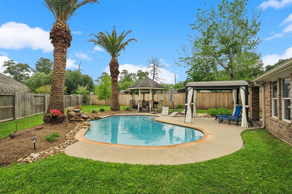 13931 Eden Manor Lane, Houston, Texas image 2