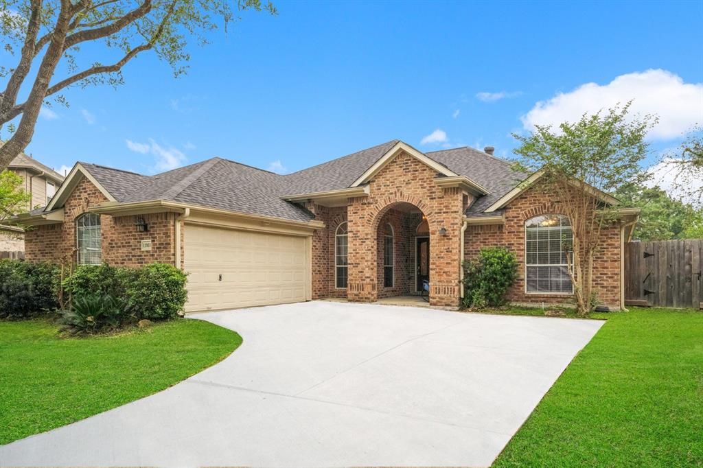 13931 Eden Manor Lane, Houston, Texas image 1