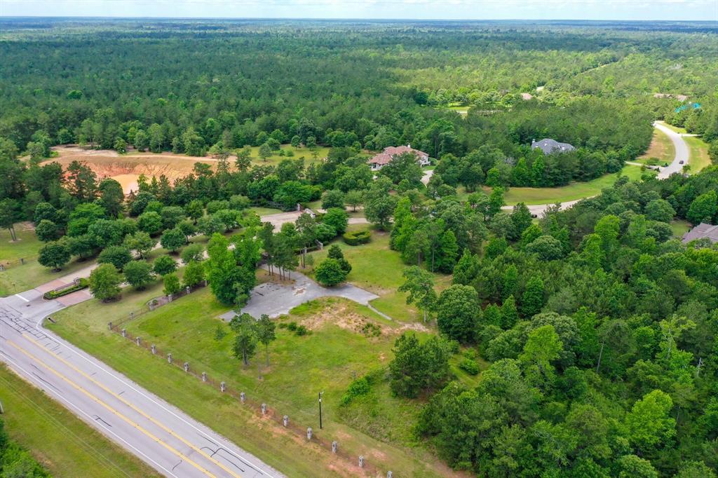 26000 Crown Ranch Boulevard, Montgomery, Texas image 2