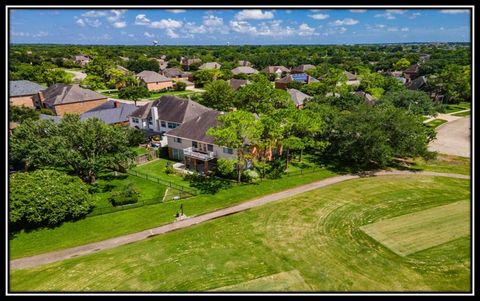 A home in League City