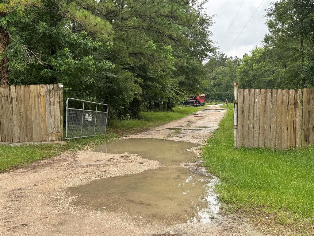 1338 County Rd 318, Cleveland, Texas image 4