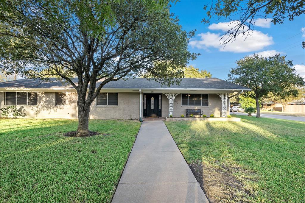 2415 Morris Lane, Bryan, Texas image 2