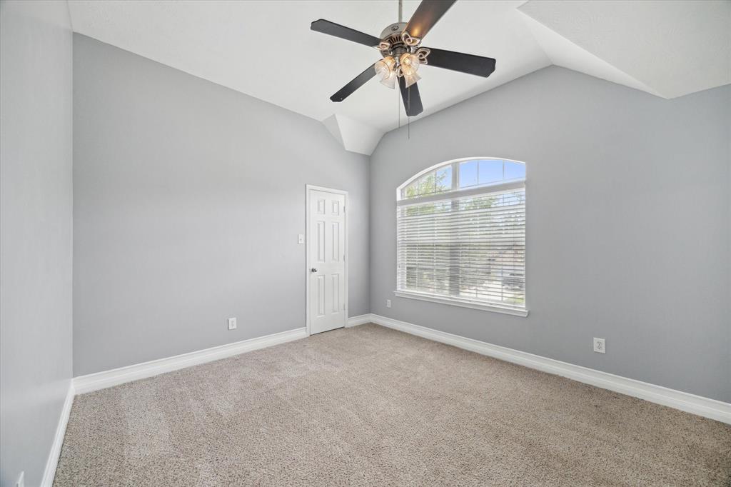 8431 Silver Lure Drive, Humble, Texas image 10