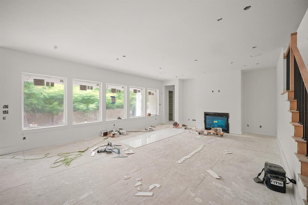5223 Mimosa Drive