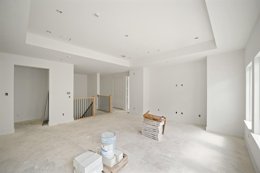 5223 Mimosa Drive, Bellaire, New York image 11