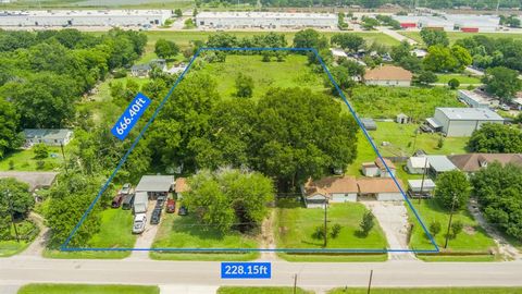 Photo of 3240 Brownie Campbell Road, Houston, TX 77086 (MLS # 26660888)