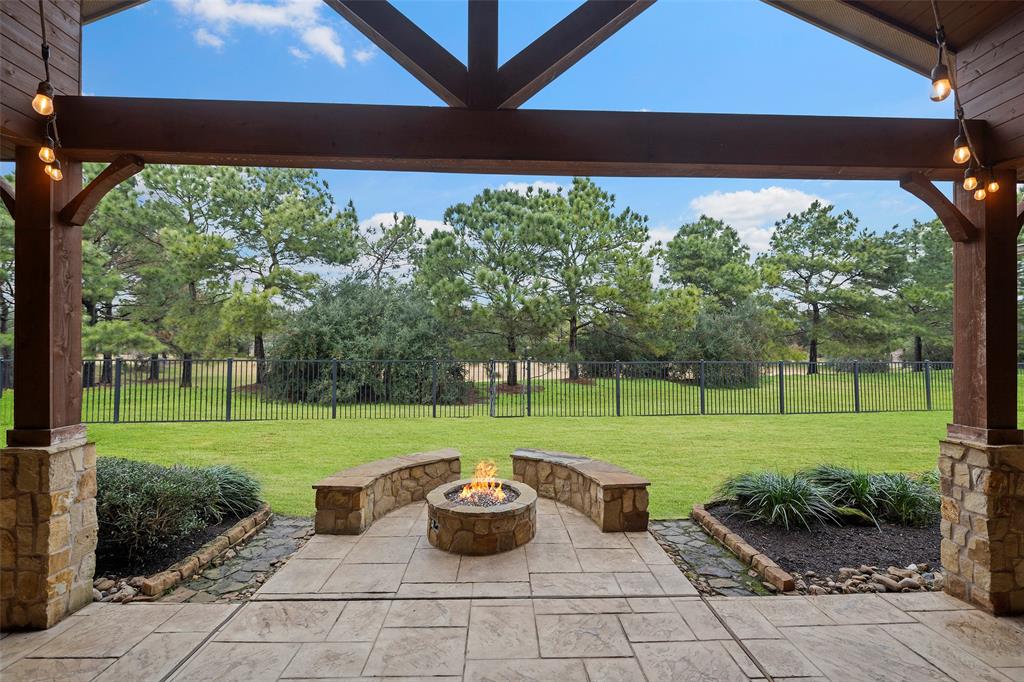 19006 Cherry Cove Lane, Cypress, Texas image 39