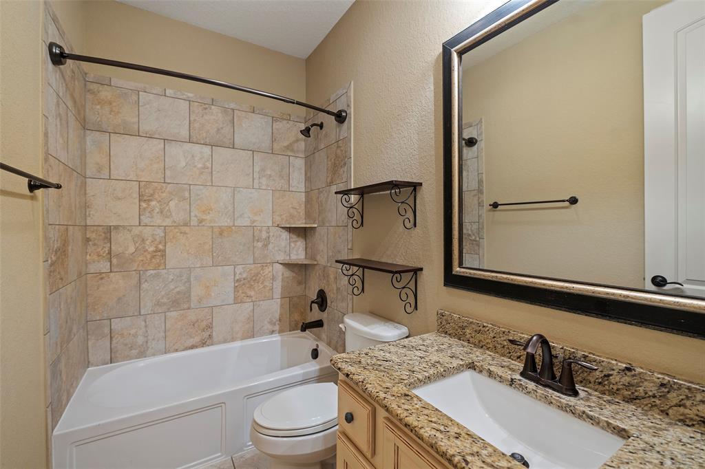 19006 Cherry Cove Lane, Cypress, Texas image 35