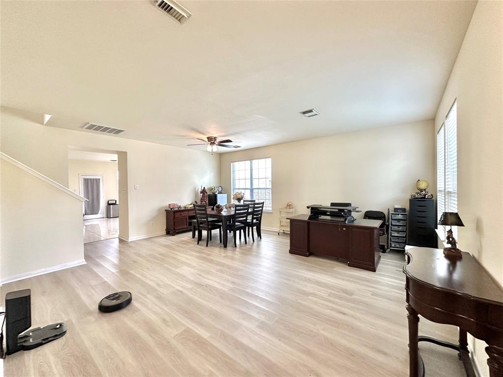 2214 Bristol Bend Lane, Katy, Texas image 3