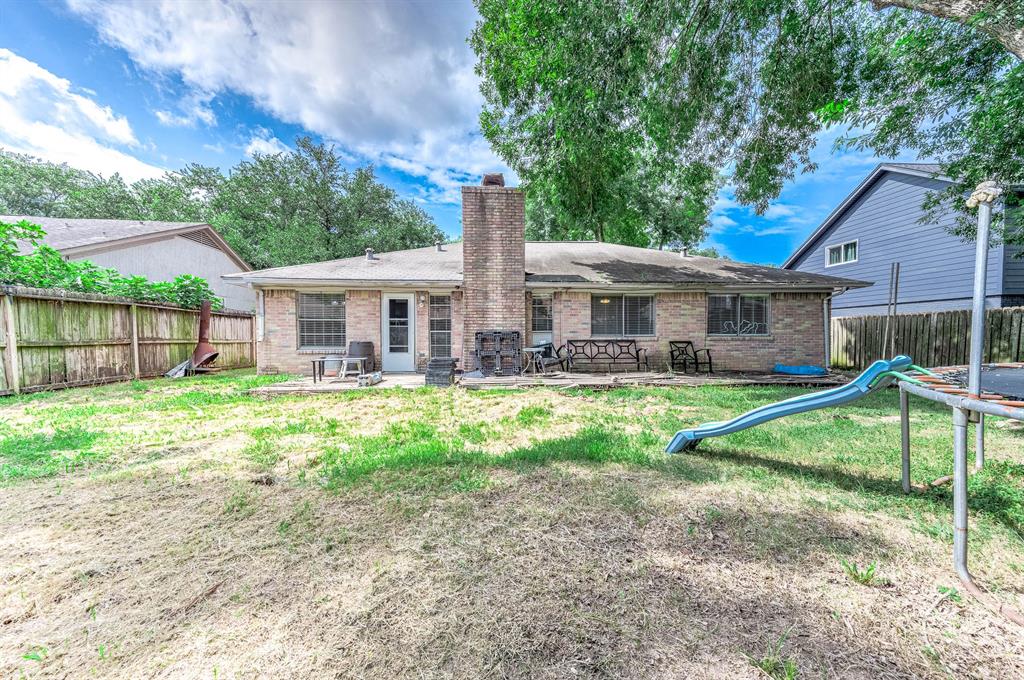 3106 Pilgrims Point Lane, Pearland, Texas image 25