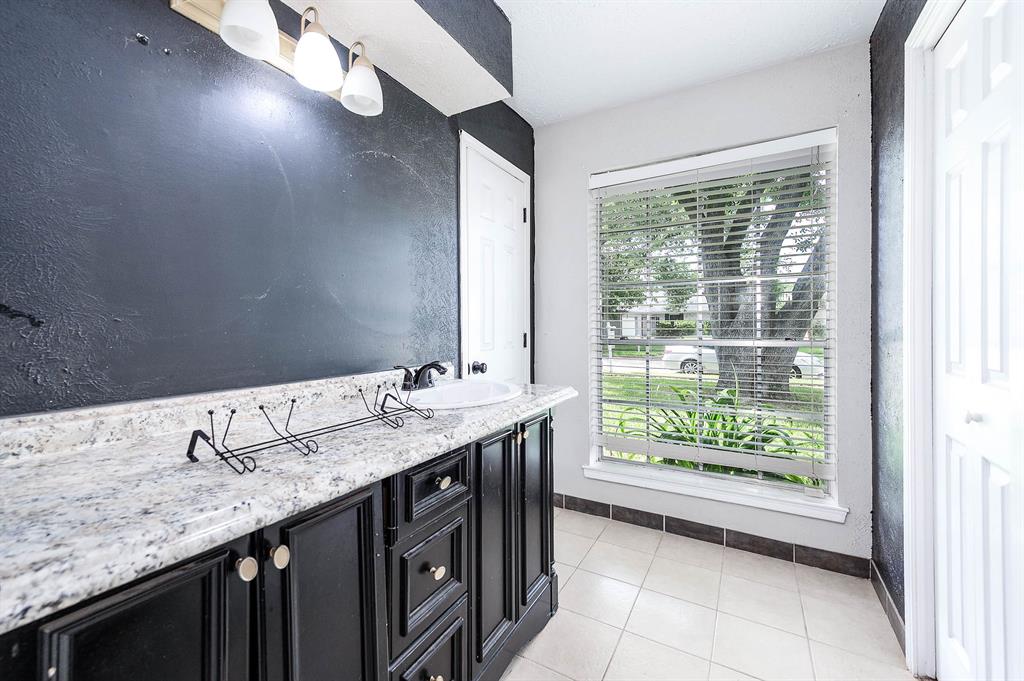 3106 Pilgrims Point Lane, Pearland, Texas image 20