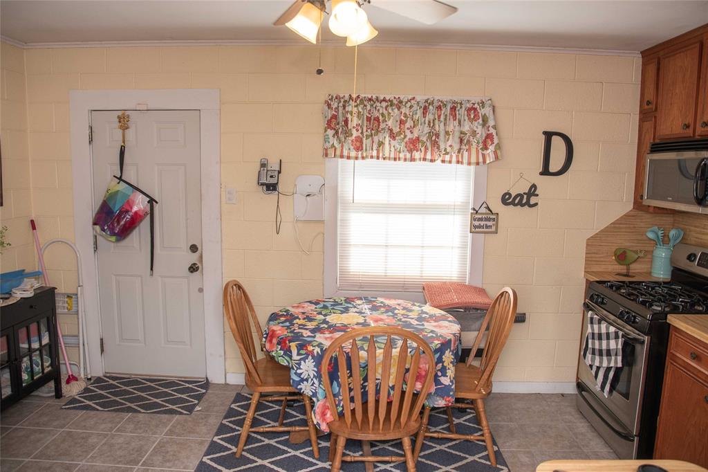 407 Rorem Avenue, Palacios, Texas image 6