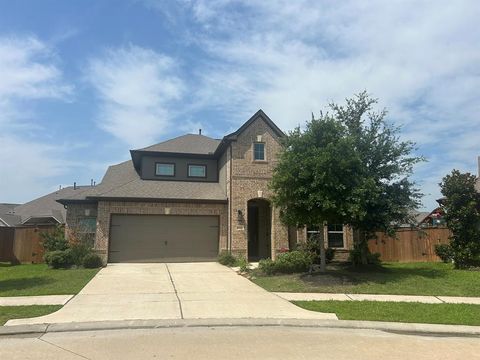 Single Family Residence in Cypress TX 10703 Crestwood Point Circle.jpg