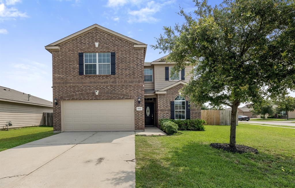 6902 White Ash Lane, Baytown, Texas image 1