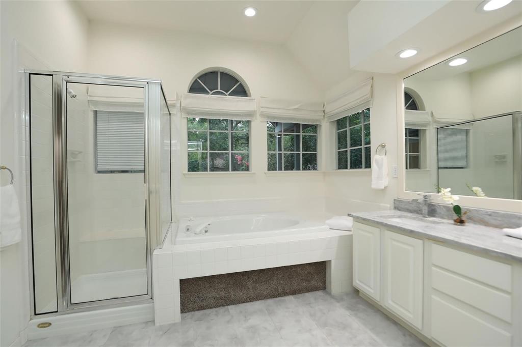 35 Winter Wheat Place, The Woodlands, Texas image 19