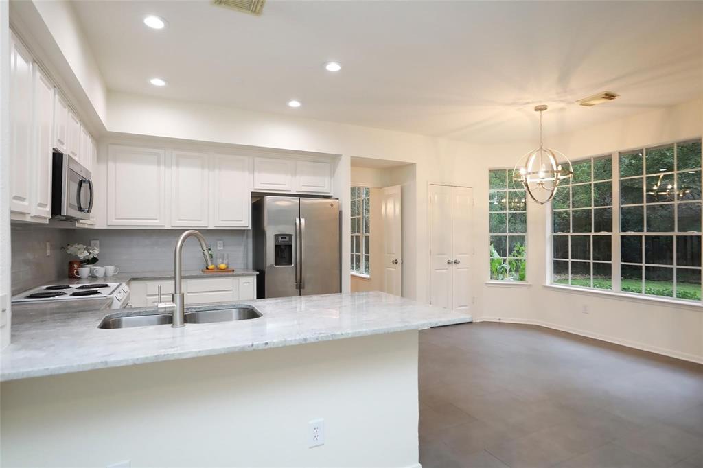 35 Winter Wheat Place, The Woodlands, Texas image 9