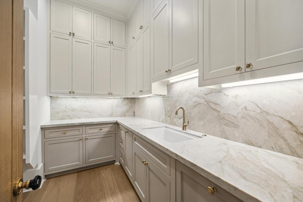 1519 Candlelight Lane, Houston, Texas image 19