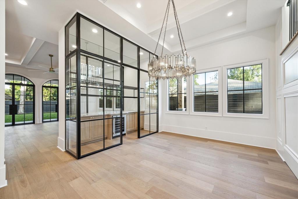 1519 Candlelight Lane, Houston, Texas image 9