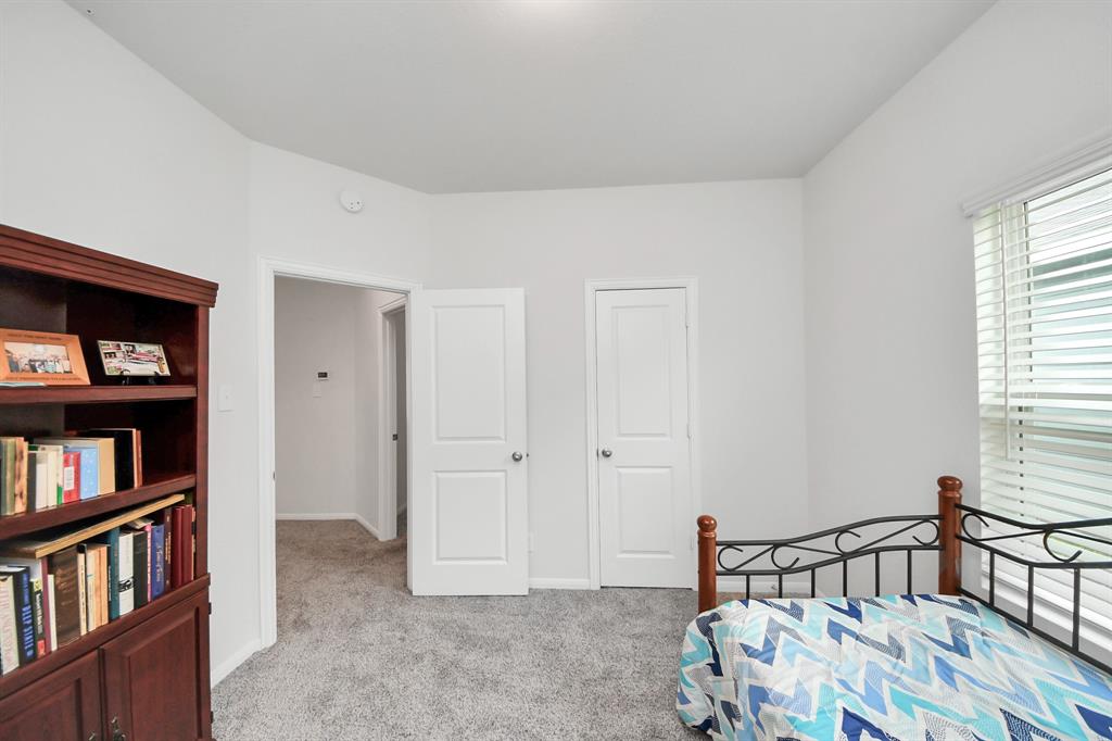 1110 Bending Trail Drive, Tomball, Texas image 25