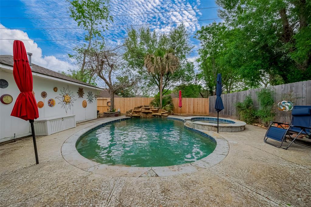 2307 Country Place Drive, Richmond, Texas image 32