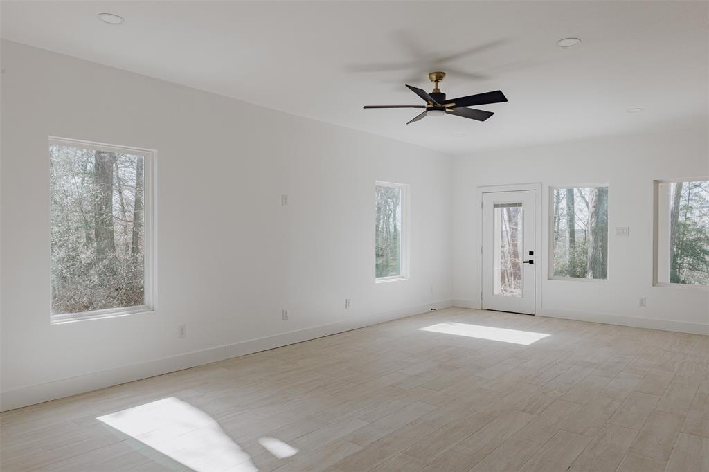 79 Hillsborough Drive, Huntsville, Texas image 6