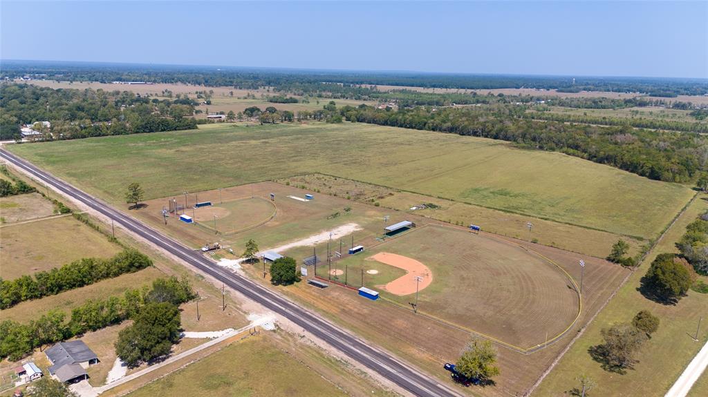 Fm 834, Hardin, Texas image 7