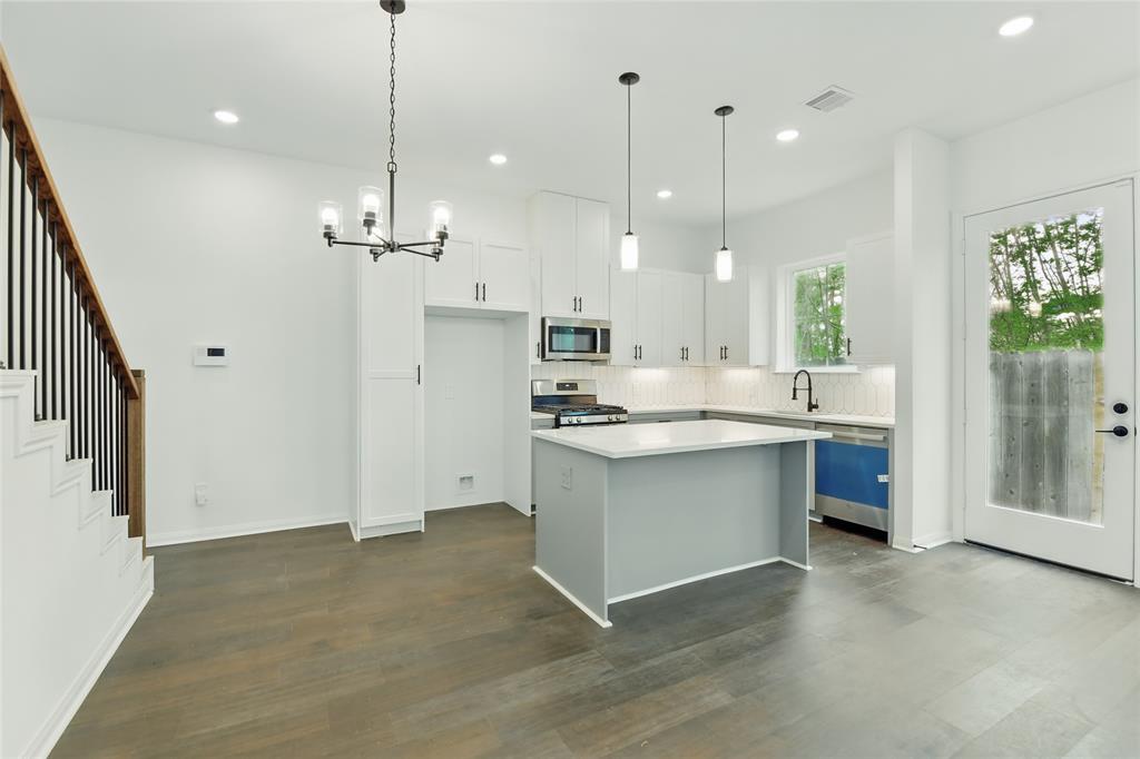 9902 Clark Road #F, Houston, Texas image 6