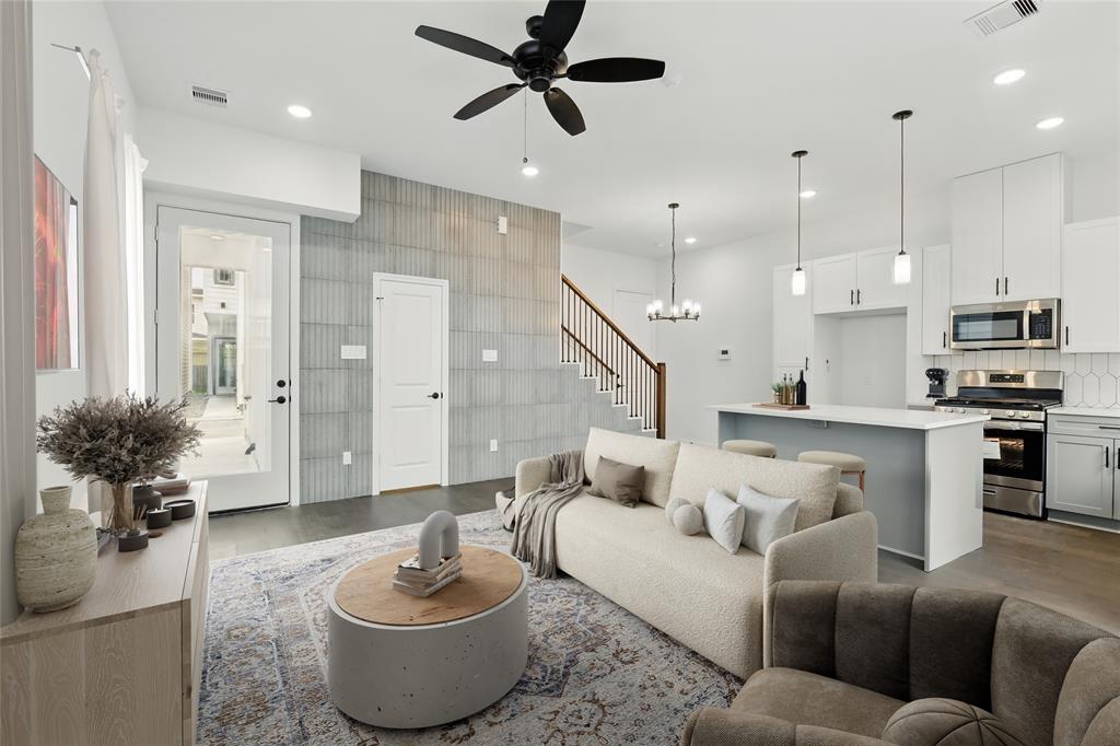 9902 Clark Road #F, Houston, Texas image 5
